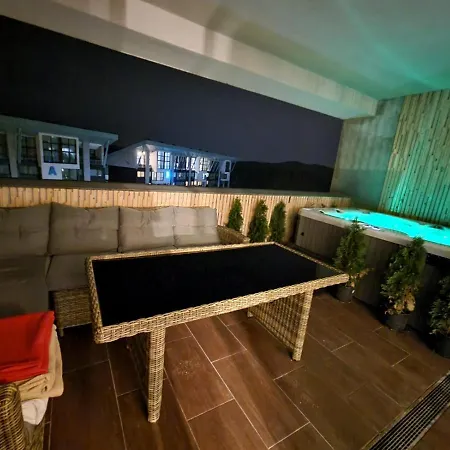 Anastasia Mountain - Poiana Apartment